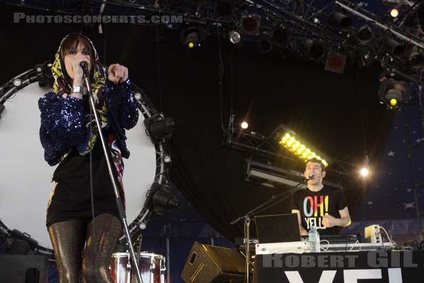 YELLE - 2008-07-06 - PARIS - Hippodrome de Longchamp - 